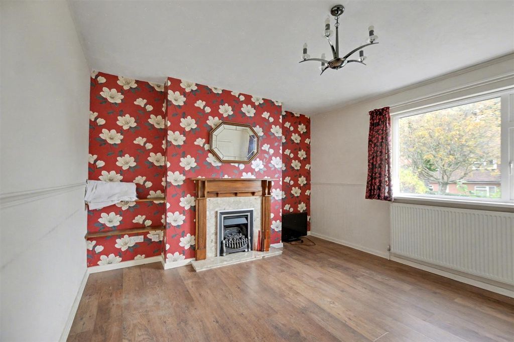 Property photo 2 of 20 Lounge_2.Jpeg