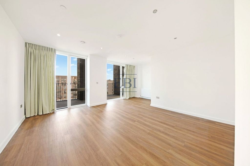 Property photo 1 of 17 Picture No. 08