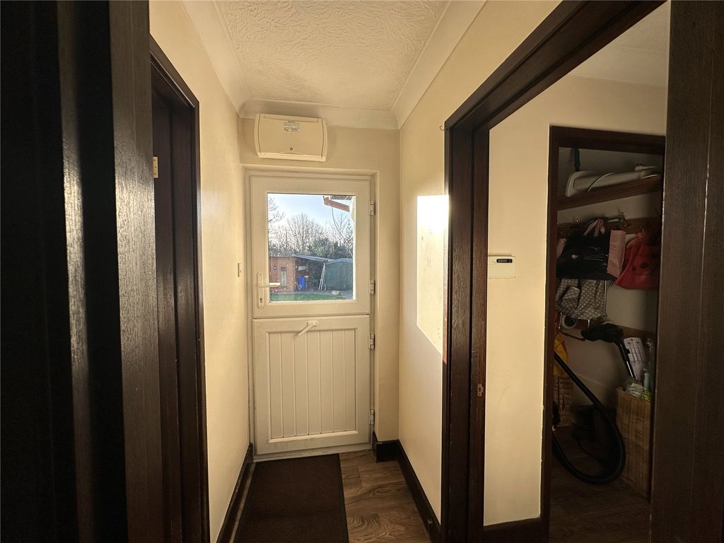Property photo 3 of 42 Picture No. 30
