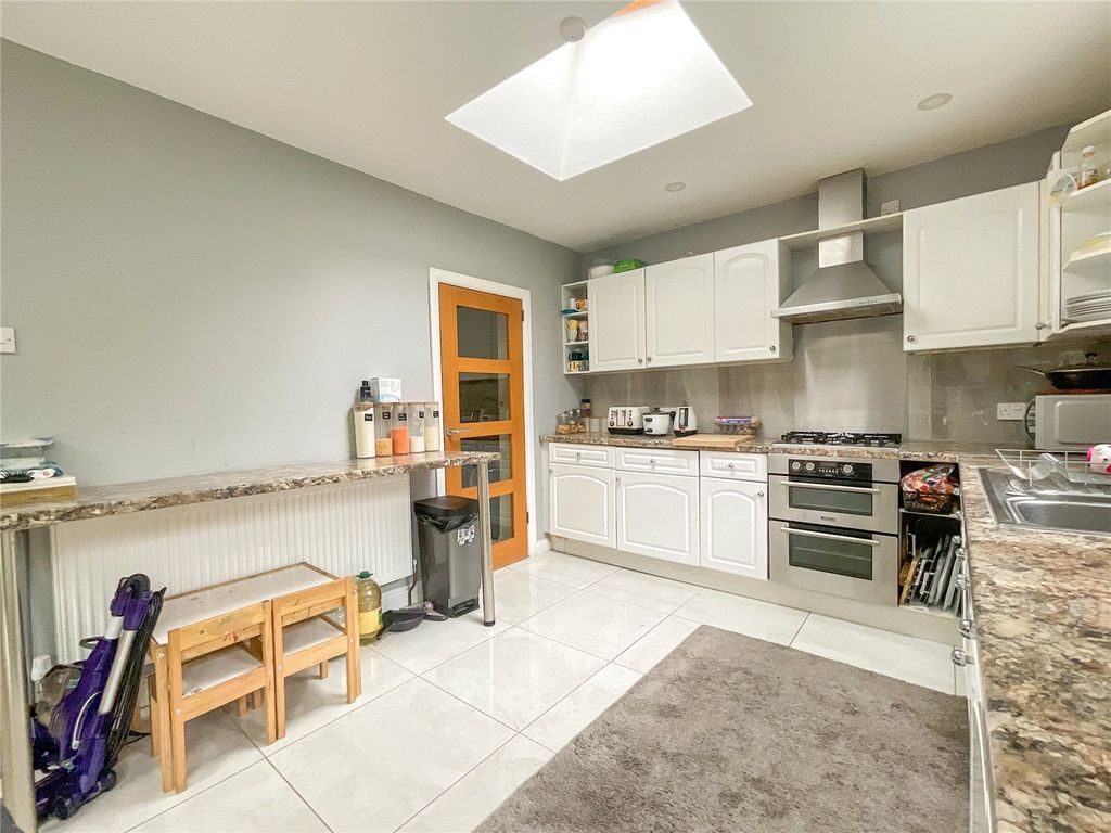 Additional image 4 of 3 bed semi-detached house to rentBoulton Walk, Birmingham, West Midlands B23