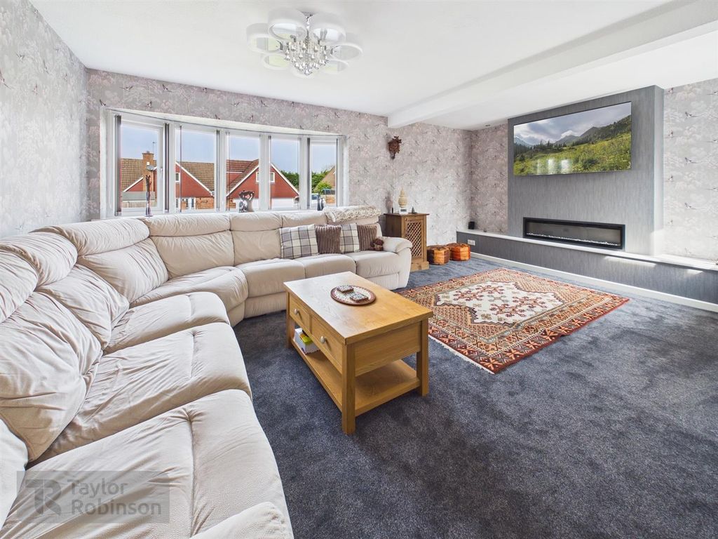 Property photo 2 of 20 Cam02600G0-Pr0681-Still007.Jpg