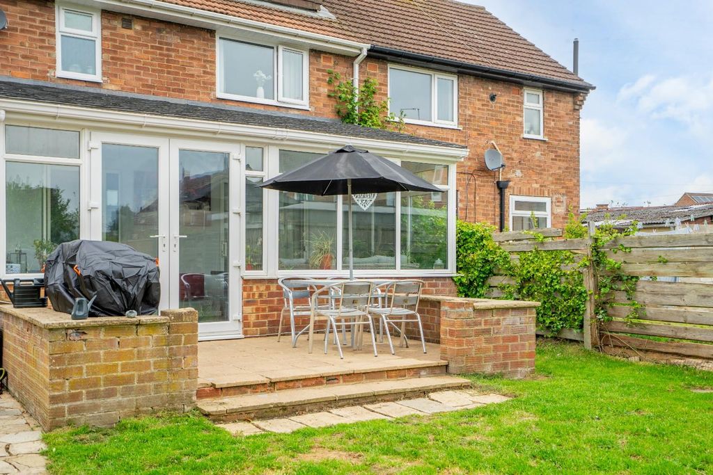 Property photo 1 of 17 Rear Garden