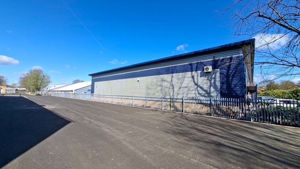 Property photo 3 of 7 Photo 11