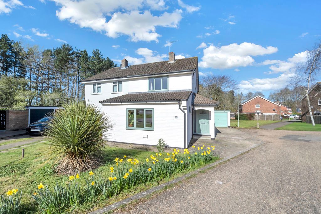 Property photo 1 of 20 Front