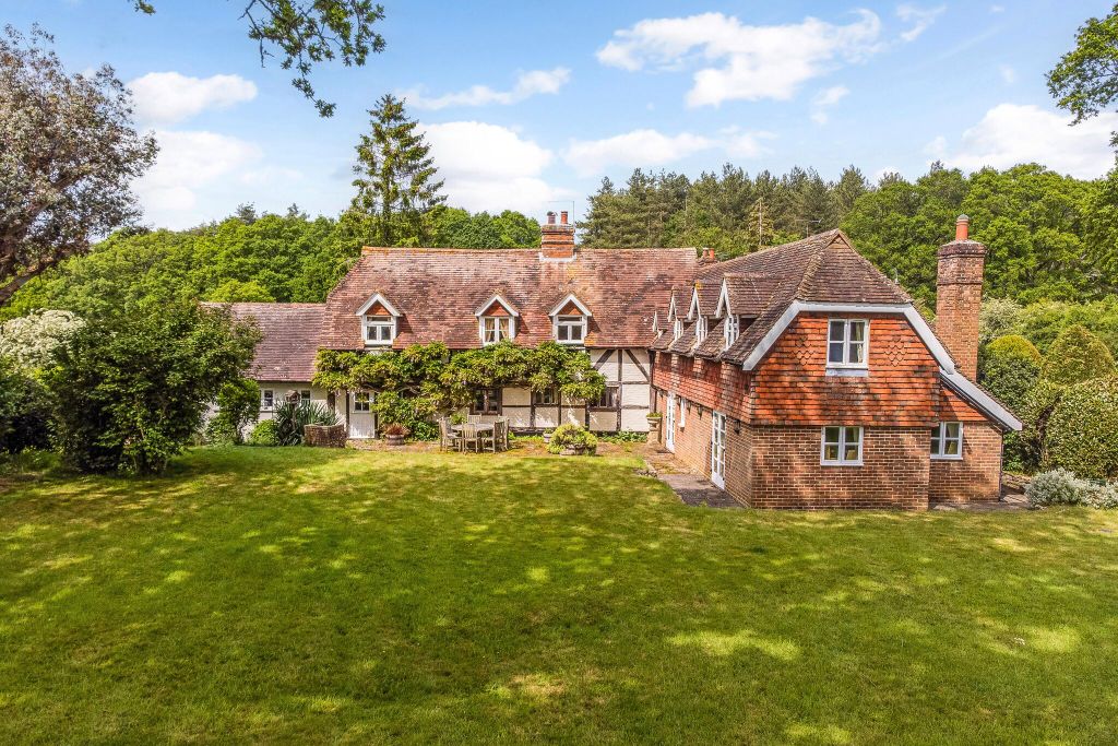 Property photo 1 of 33