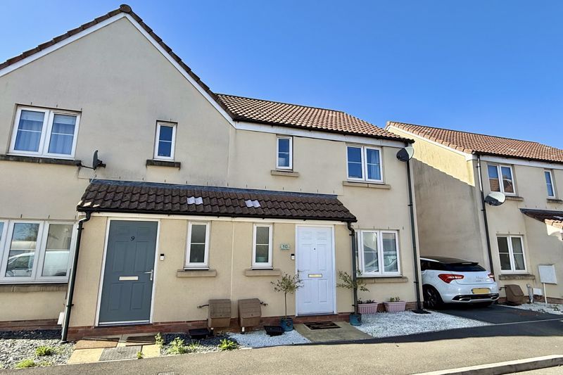 Property photo 1 of 18 Front