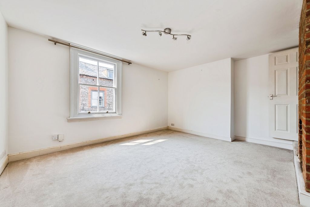 Property photo 1 of 18 Reception Room