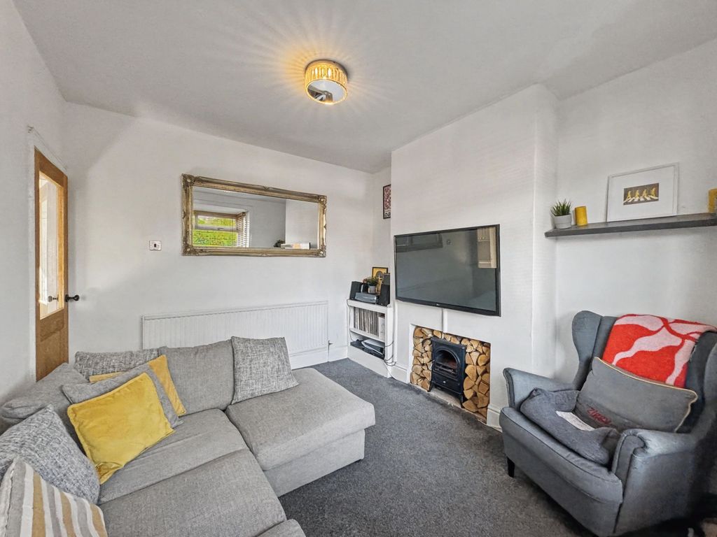 Property photo 3 of 24