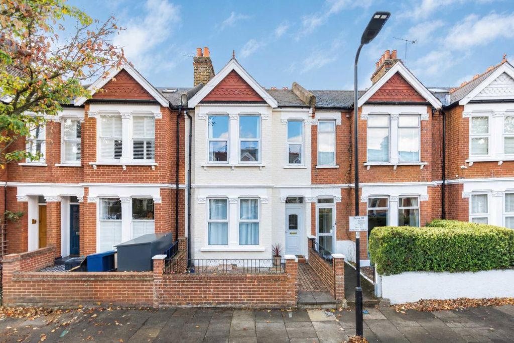 Property photo 1 of 7