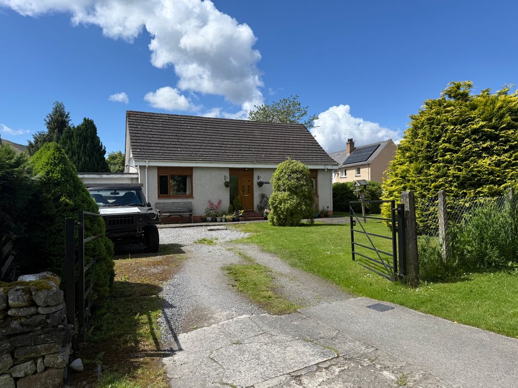 Property photo 1 of 26