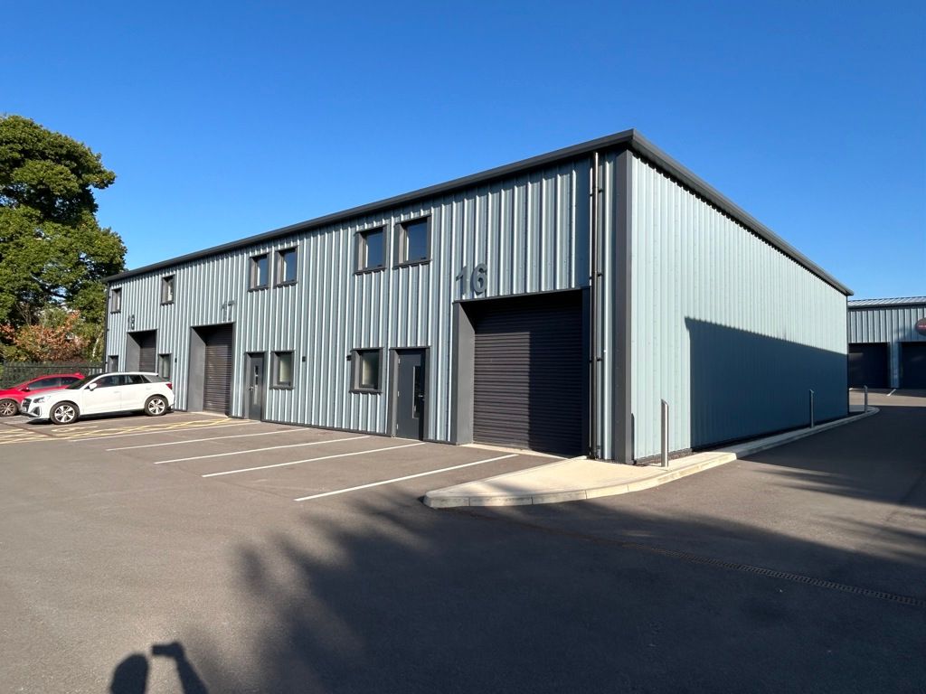 Property photo 3 of 18 Photo 11