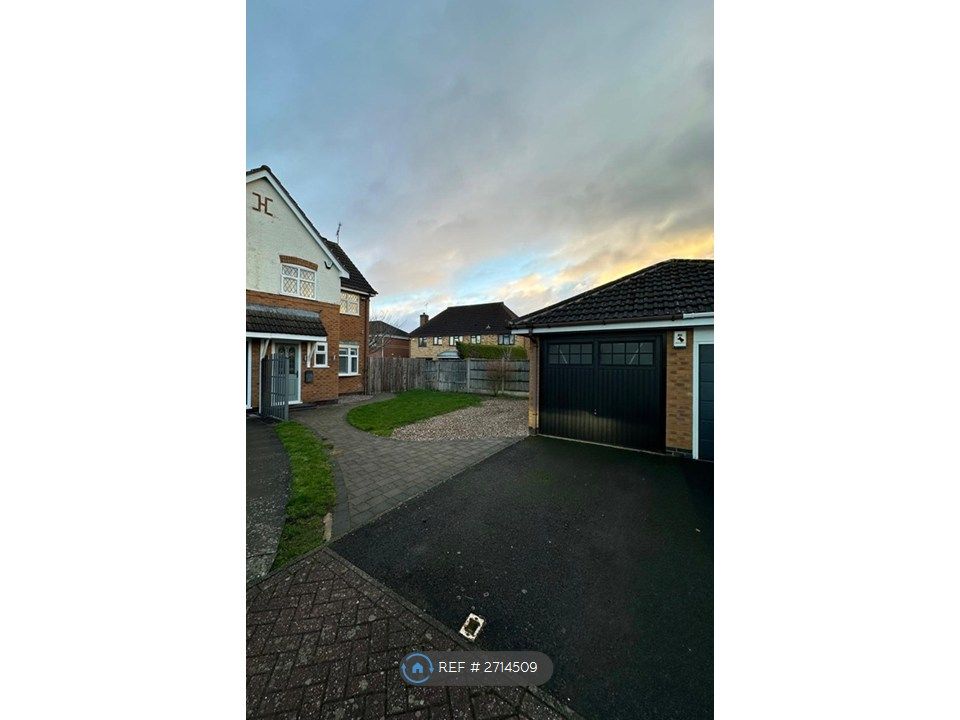 Property photo 2 of 24