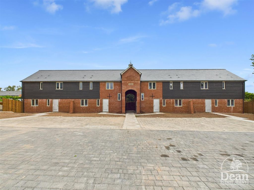 Property photo 1 of 20
