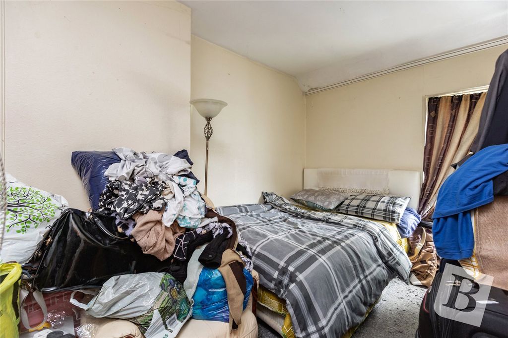 Property photo 3 of 21 Bedroom