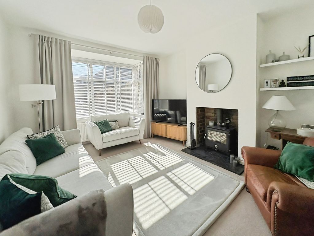 Property photo 3 of 11 Photo 11