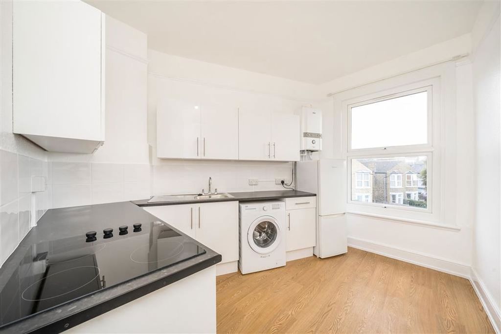 Property photo 3 of 5