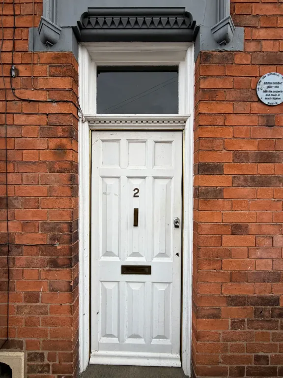 Property photo 1 of 8