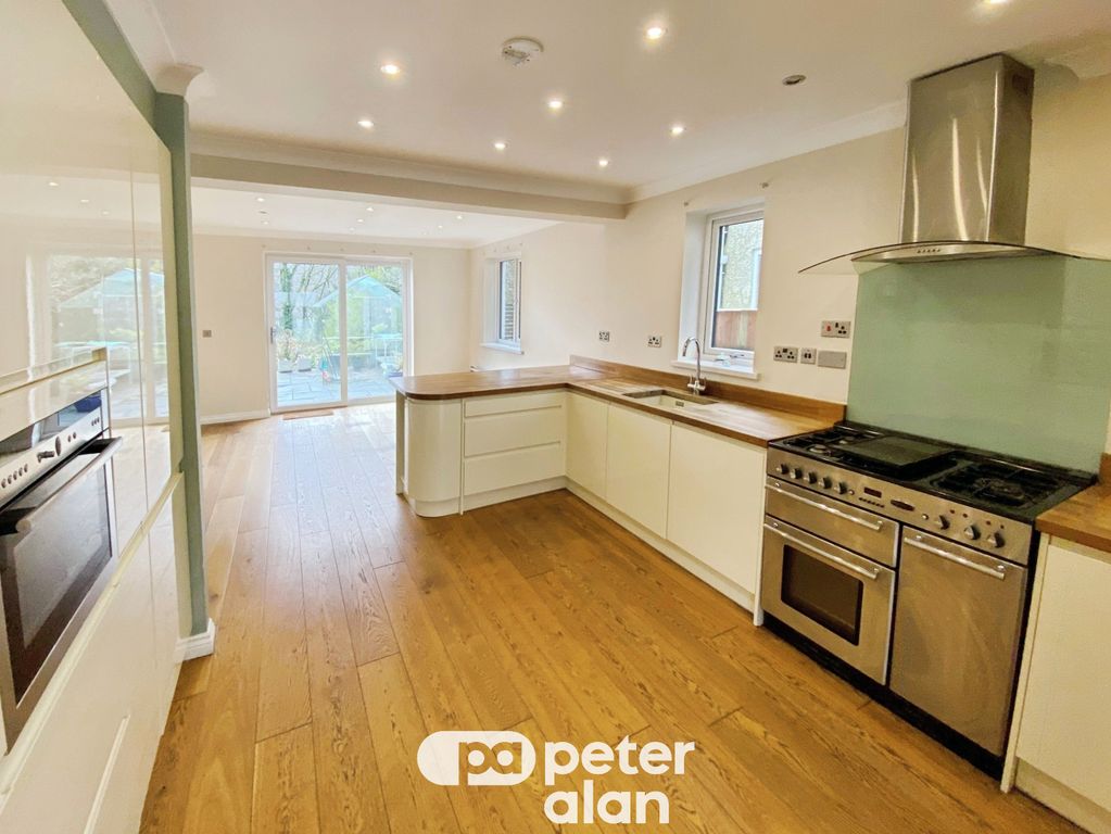 Property photo 3 of 23 Front