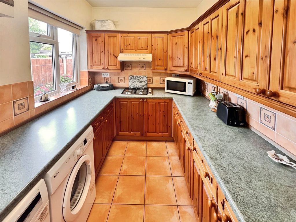 Property photo 2 of 16 Kitchen