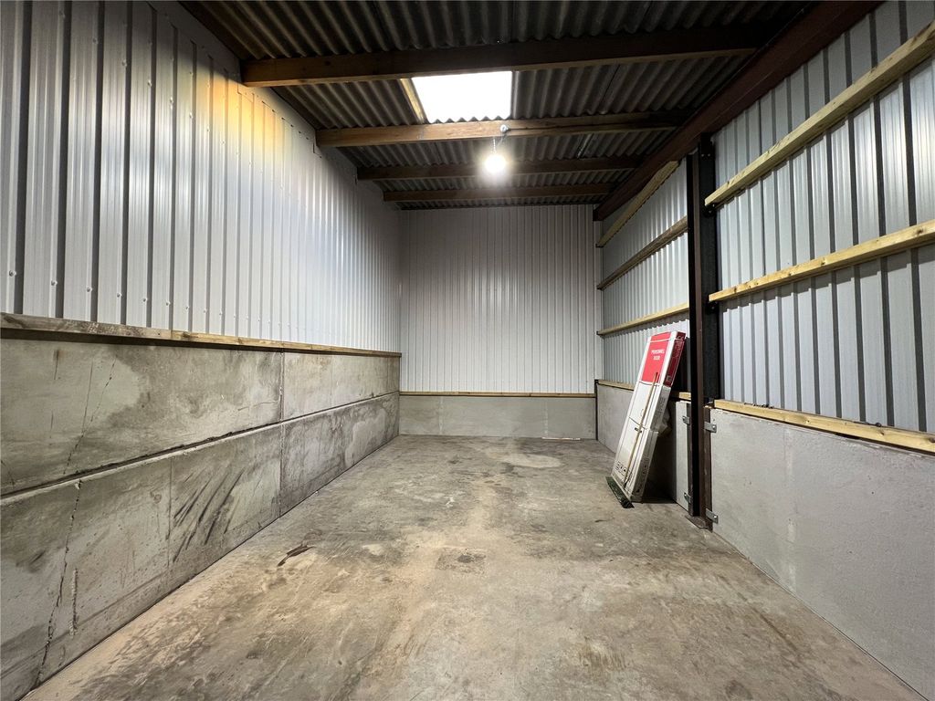 Property photo 3 of 8 Picture No. 08