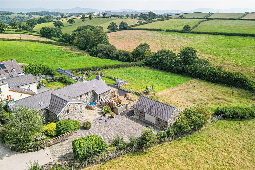 Additional image 40 of 5 bed property for saleLlannefydd, Denbigh LL16