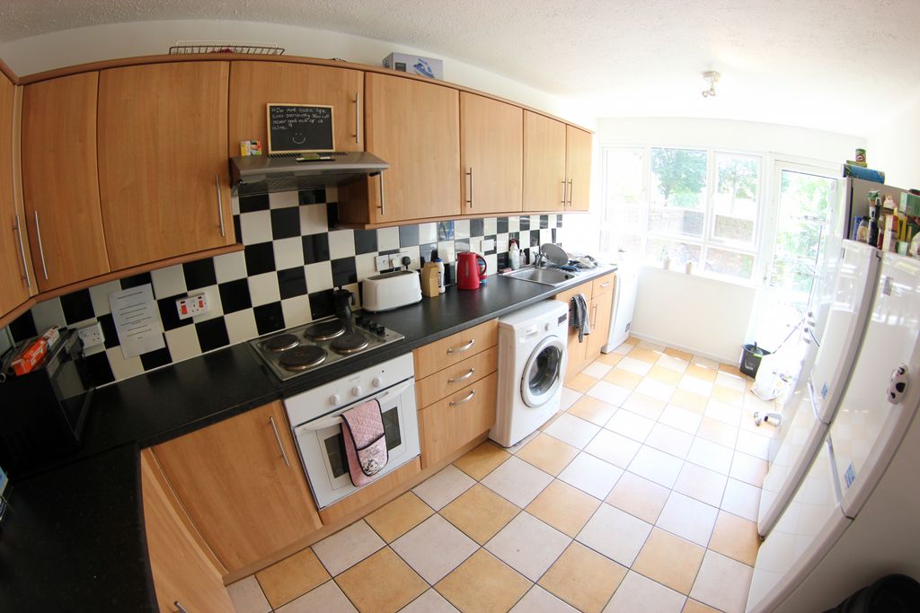 Property photo 3 of 6 Gallery