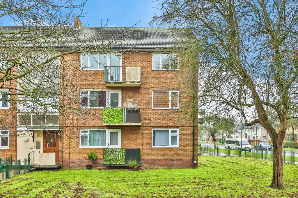 Property photo 1 of 10 Front