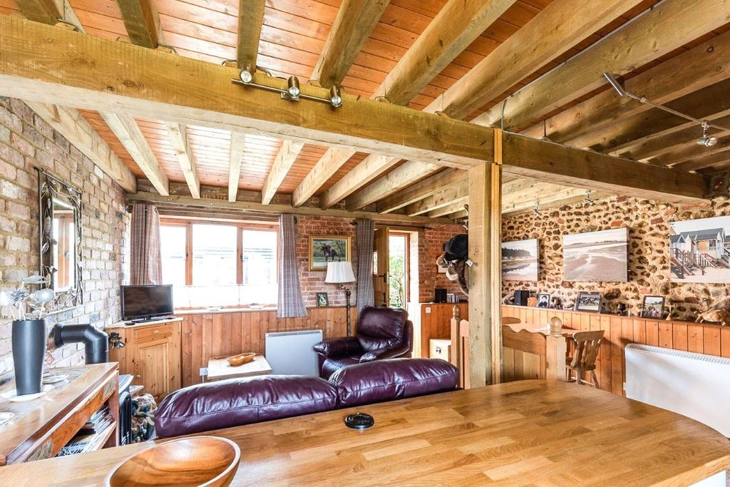 Property photo 2 of 14 Open Plan Lounge Kit