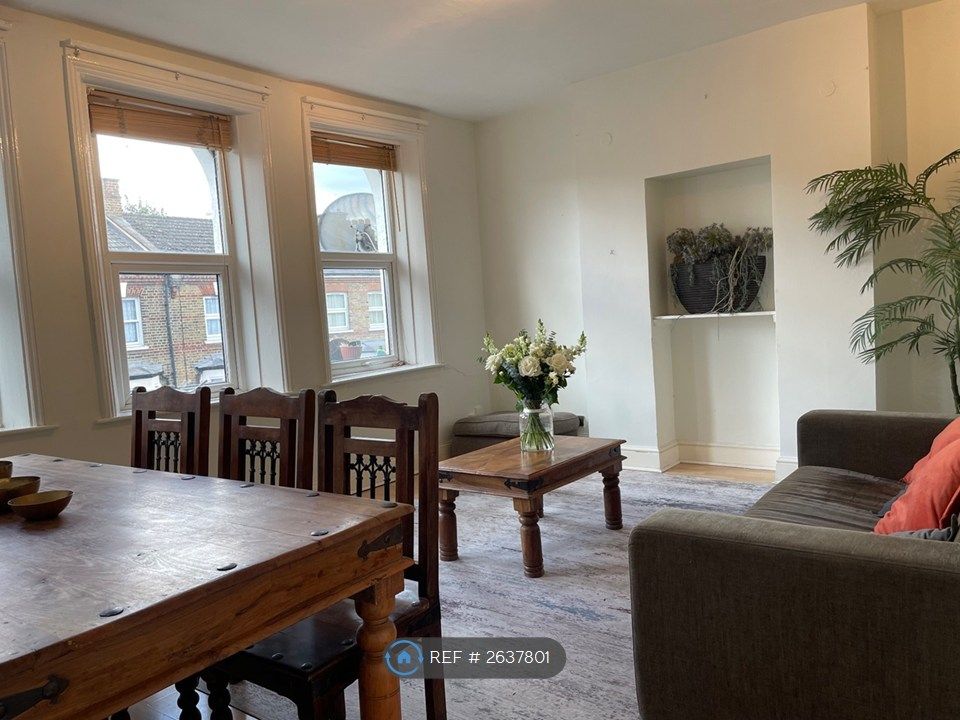 Property photo 1 of 9 1st Floor Sitting/Dining Room