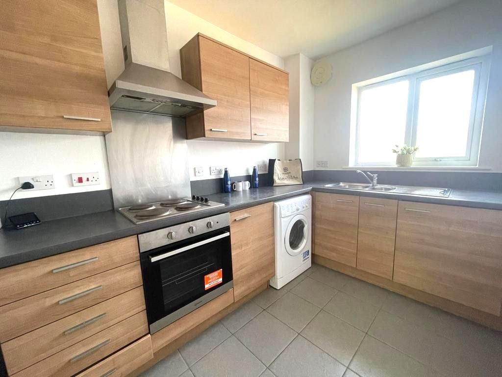 Property photo 3 of 12 61733634-Cf1B-443B-864E-468A8285046c.Jpga.Jpg