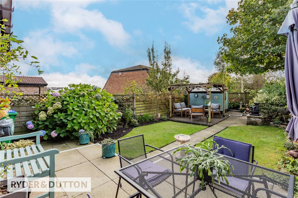 Property photo 2 of 20 Garden