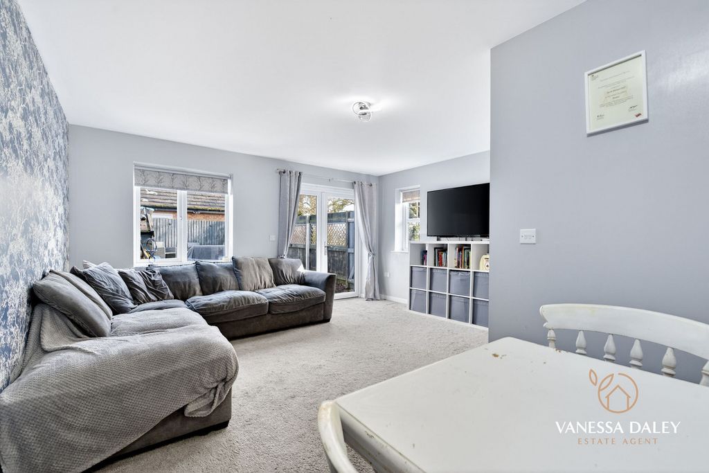 Property photo 3 of 30