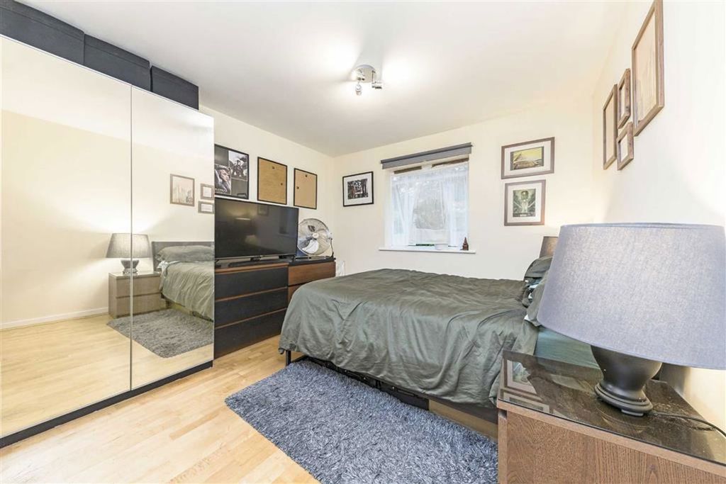 Property photo 3 of 7