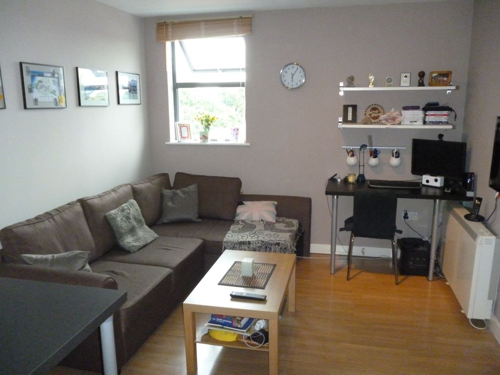 Property photo 2 of 5
