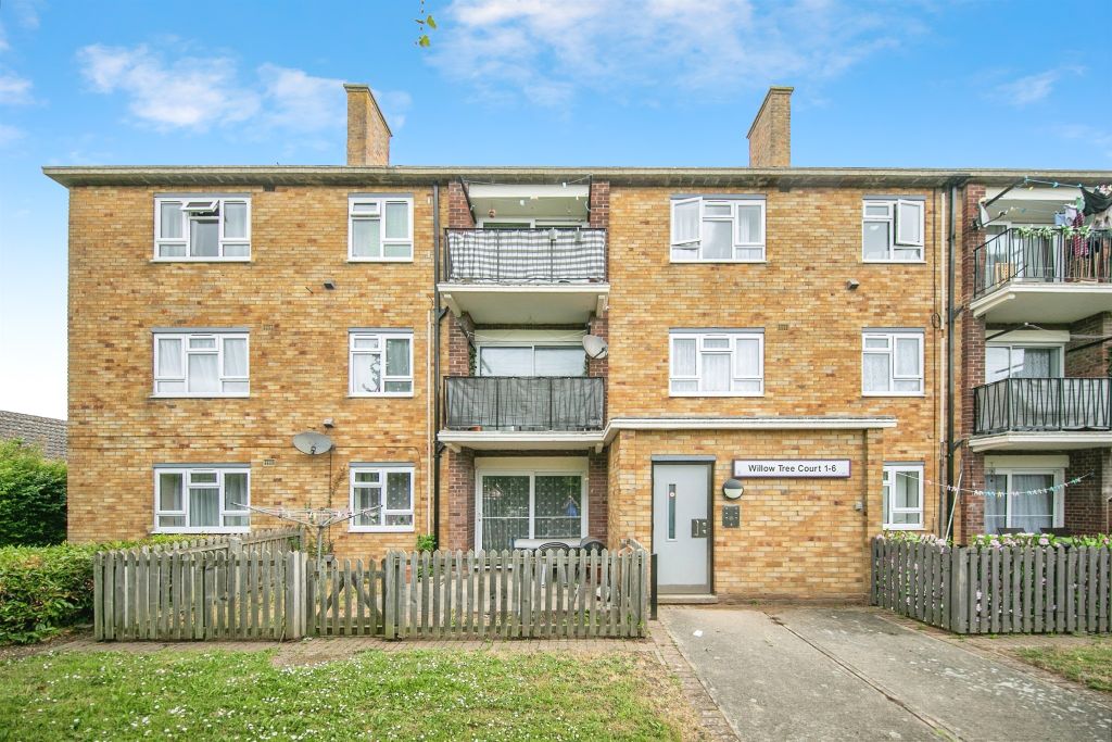 Property photo 1 of 17