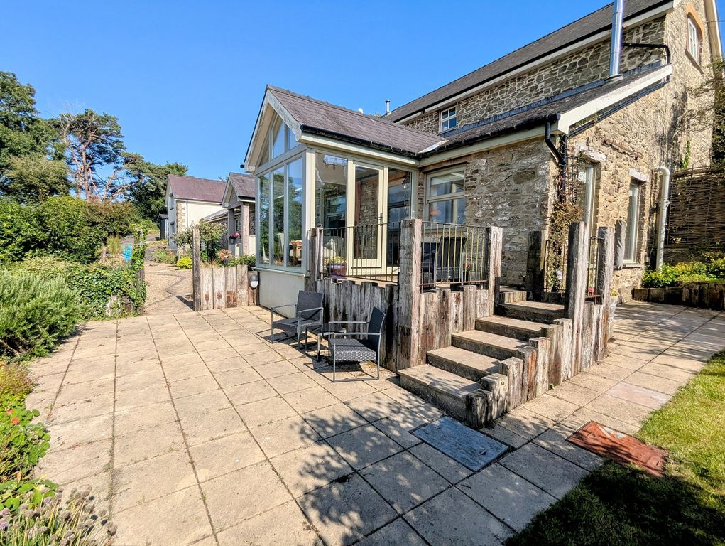 Property photo 1 of 39 Main Image