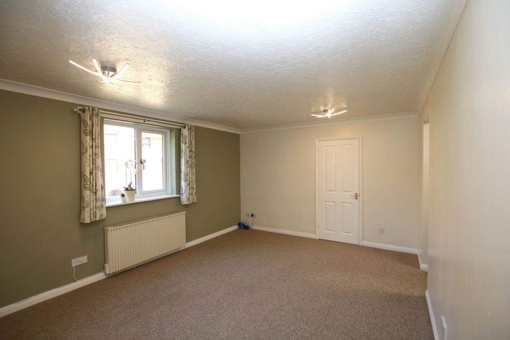 Property photo 2 of 11 1Fitzk
