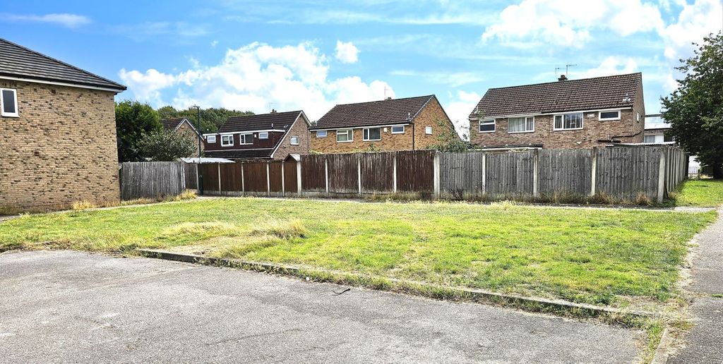 Property photo 1 of 2