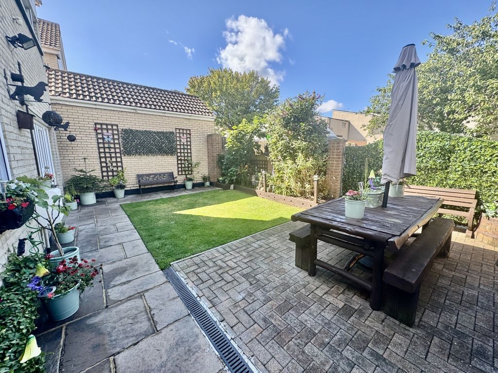 Property photo 3 of 30 Img_7907