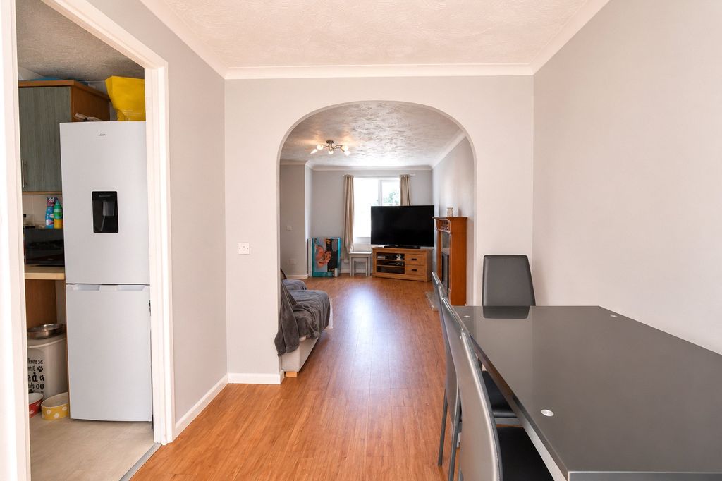 Property photo 2 of 10 Picture No. 02