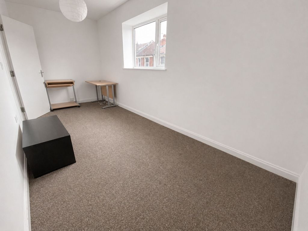 Property photo 2 of 4