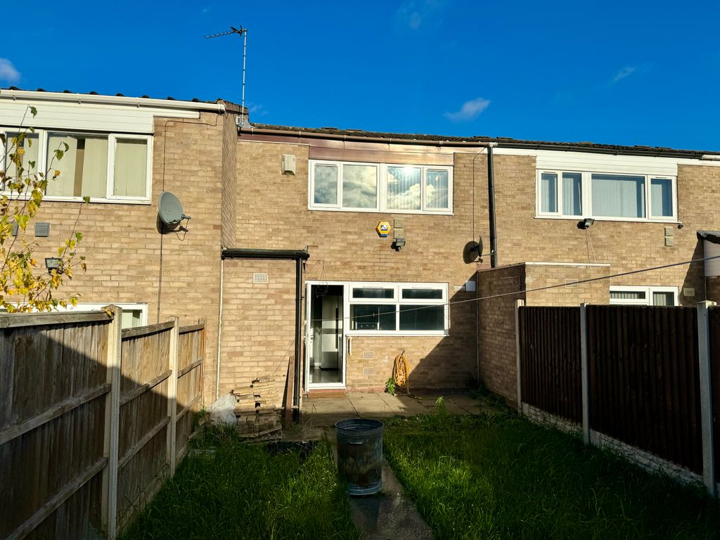 Property photo 2 of 12 Rear Aspect