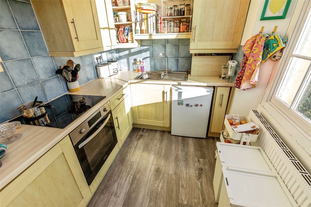 Property photo 2 of 7 Picture No. 08