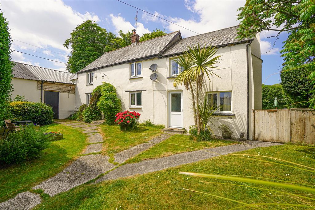 Property photo 3 of 42