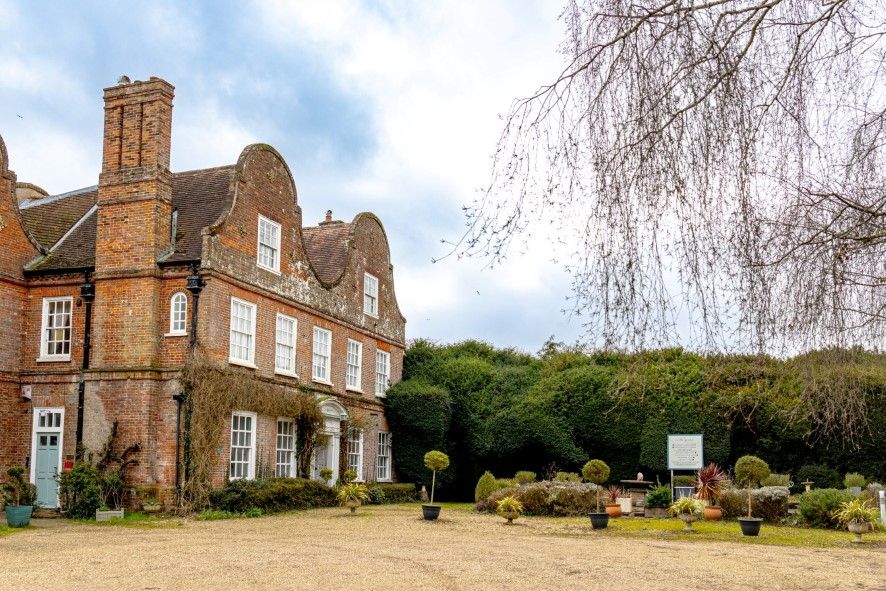 Property photo 2 of 42