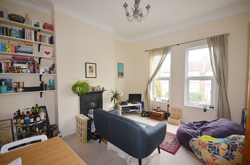 Property photo 2 of 9