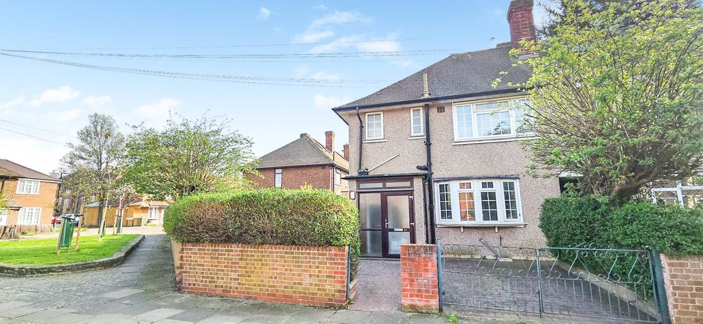 Property photo 1 of 14