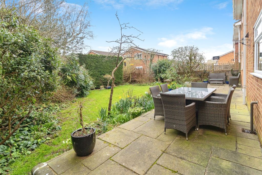 Property photo 2 of 17