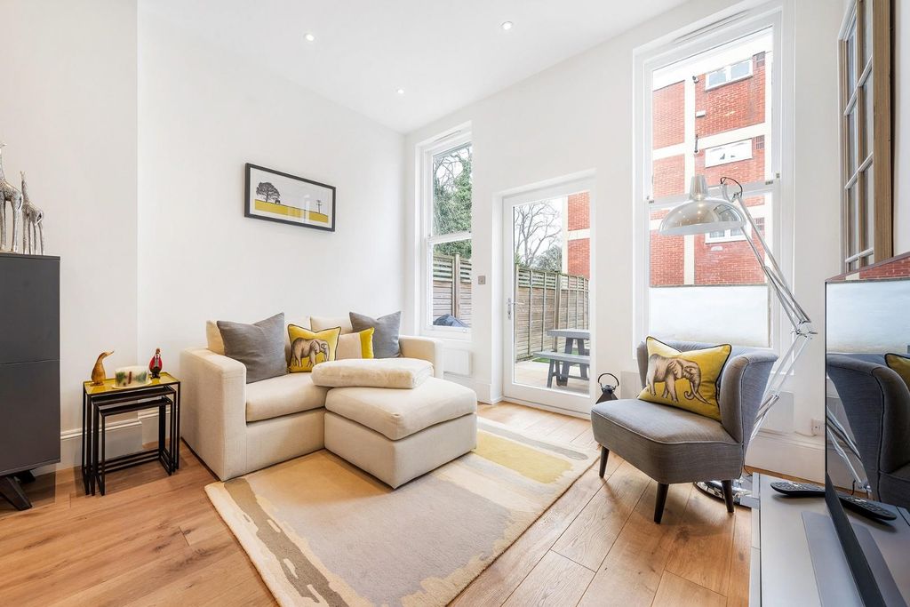 Property photo 2 of 13 Reception (2).Jpg