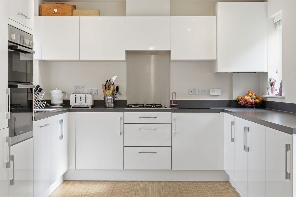 Property photo 3 of 30